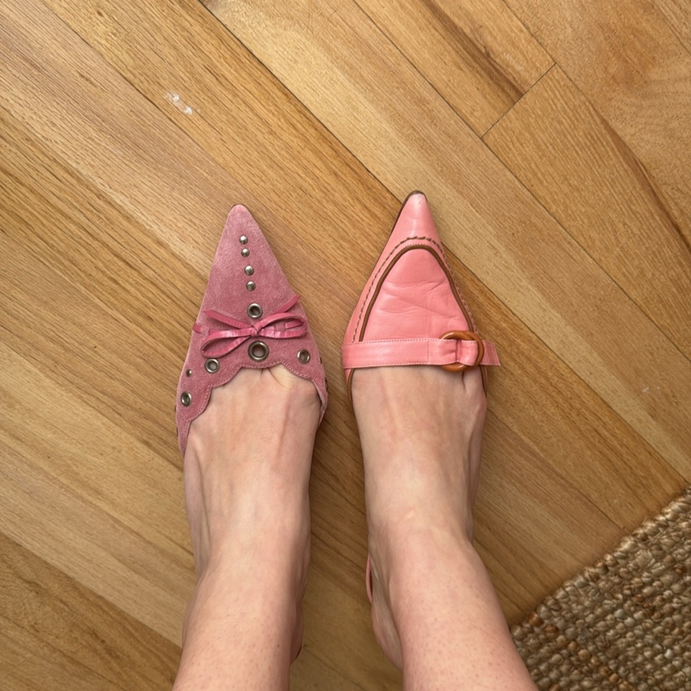 Vintage Manolo Blahnik Kitten Heels - Picture 12 of 12